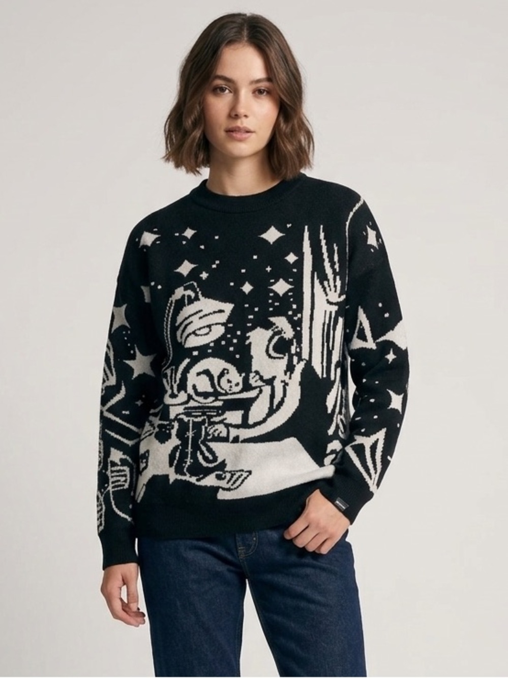 Black and White Graphic Crewneck Sweater - Unbranded